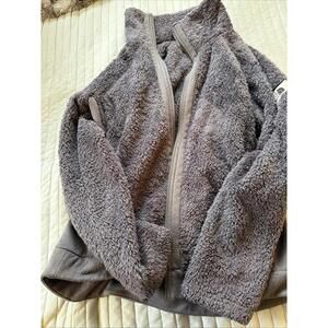 The North Face Women’s Medium Purple Soft Fleece Jacket Full Zip Logo